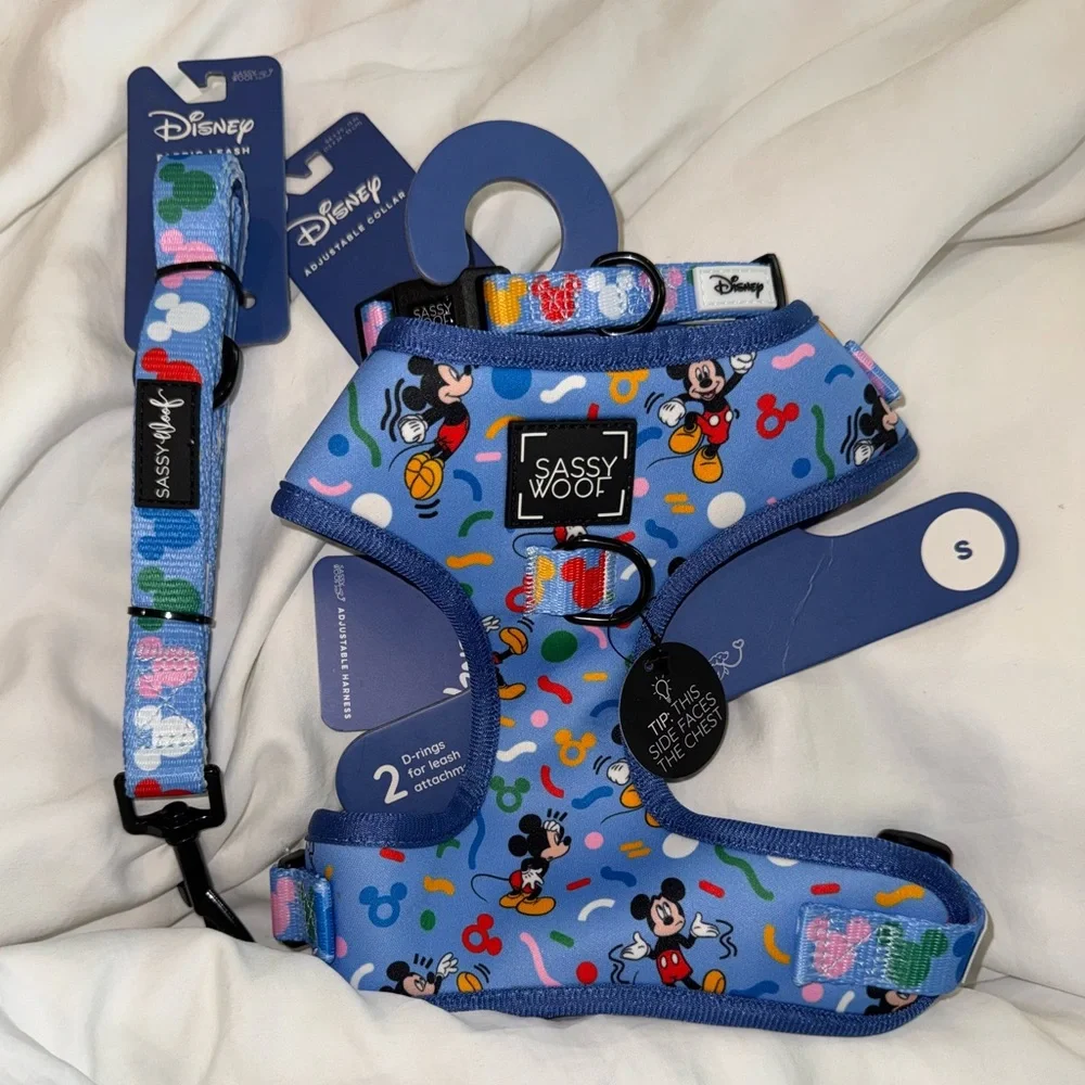 NWT✨ set Sassy Woof x Disney Mickey Confetti Party Walk Set, XS Small - Picture 2 of 13